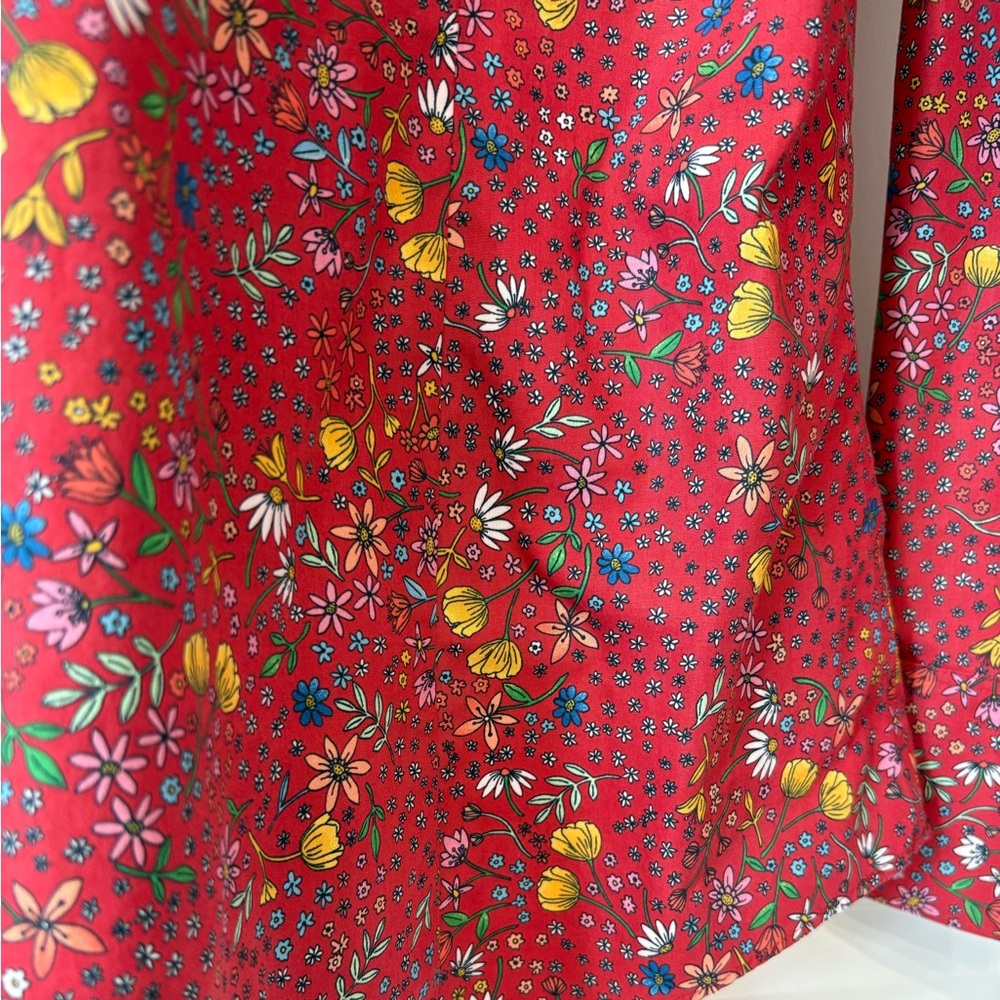 Lands' End No Iron Supima Red Floral Button Down Size 12 - Picture 5 of 5